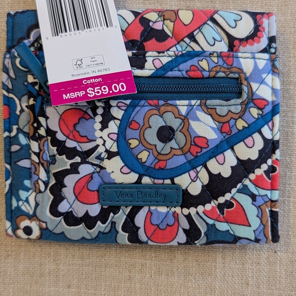 Vera Bradley Multicolor Floral Quilted Pouch New - Picture 2 of 4